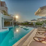 Olira Tuerkbuekue Residences Szálloda *
