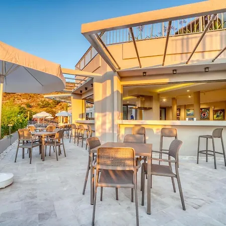 Olira Tuerkbuekue Residences