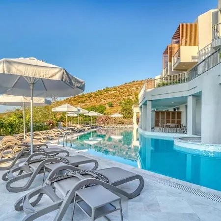 Olira Tuerkbuekue Residences 酒店