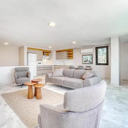 Olira Tuerkbuekue Residences Отель Бодрум