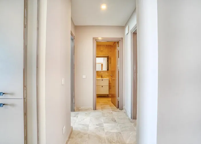 Olira Tuerkbuekue Residences