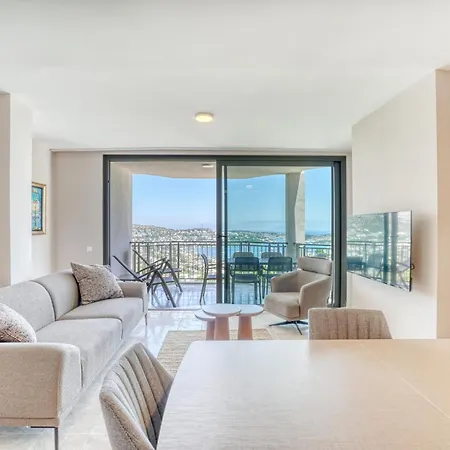 Hotell Olira Tuerkbuekue Residences